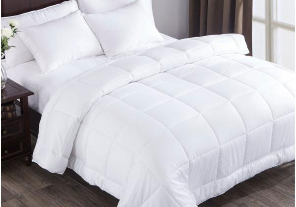 Одеяло Comfort Night микросатин на полиэфирном волокне U-tek, Количество спальных мест Полуторное