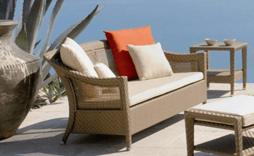 Плетені меблі з ротангу