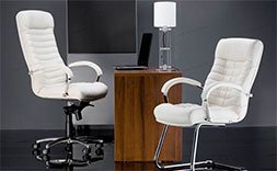 Офісні крісла