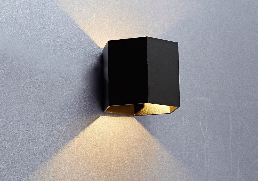 Купити Бра Бра "POLYGON WL 20070-BK" Zuma Line