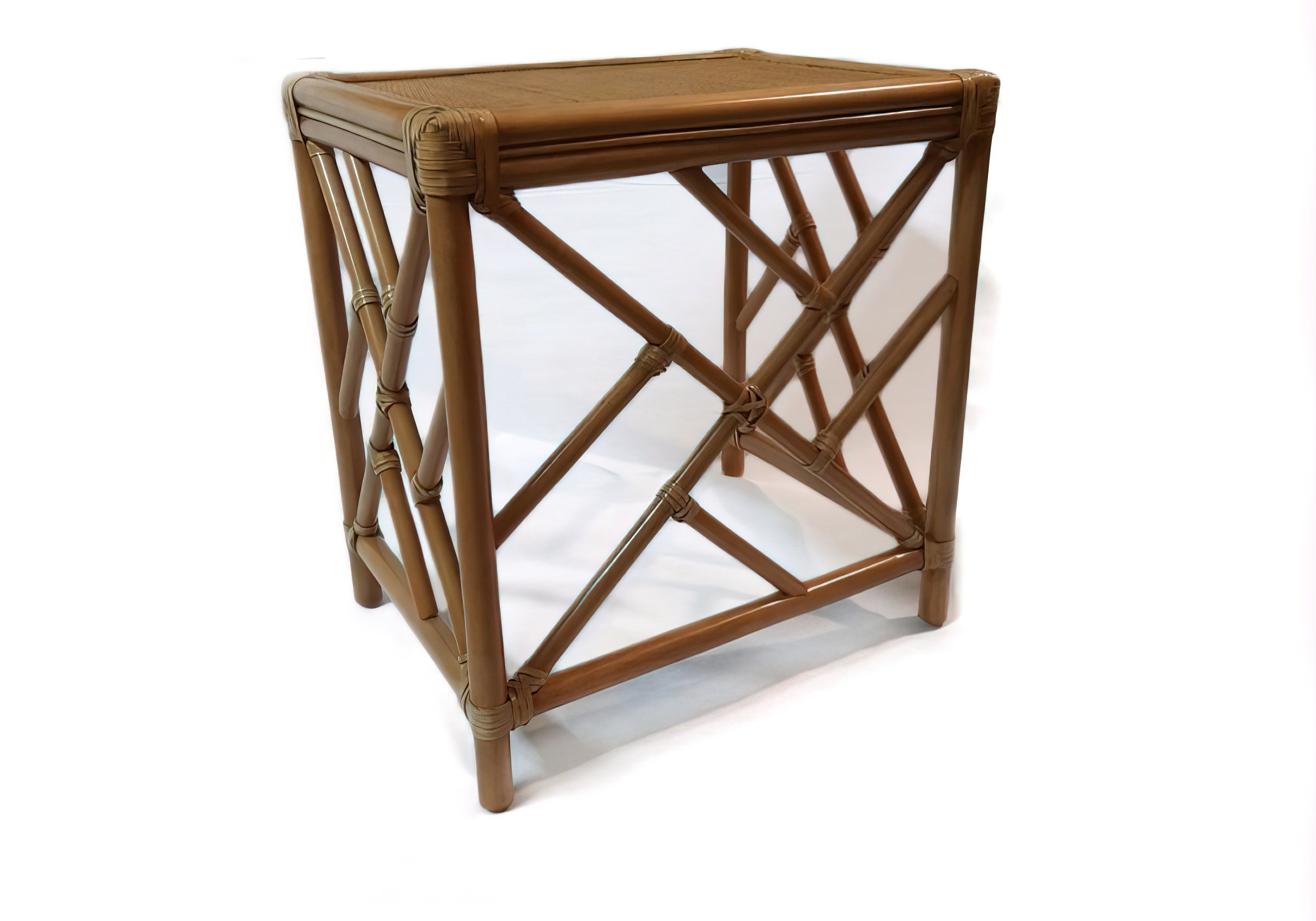  Недорого Плетеная мебель из ротанга Комплект столиков "Трио ks0014121" CRUZO