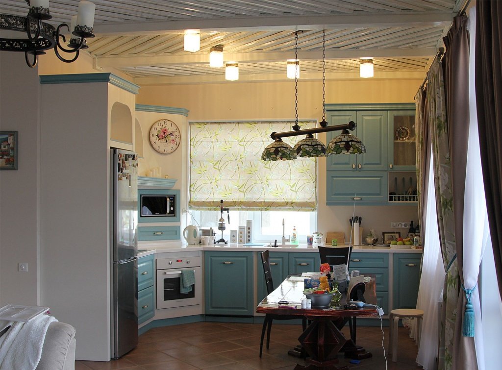 Интерьер гостиной в стиле прованс, дизайн кухни-гостиной с фото