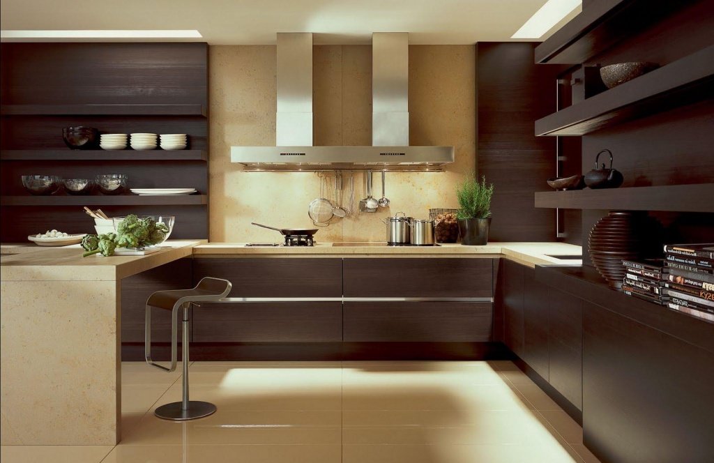 Дизайн и схема угловой кухни с холодильником