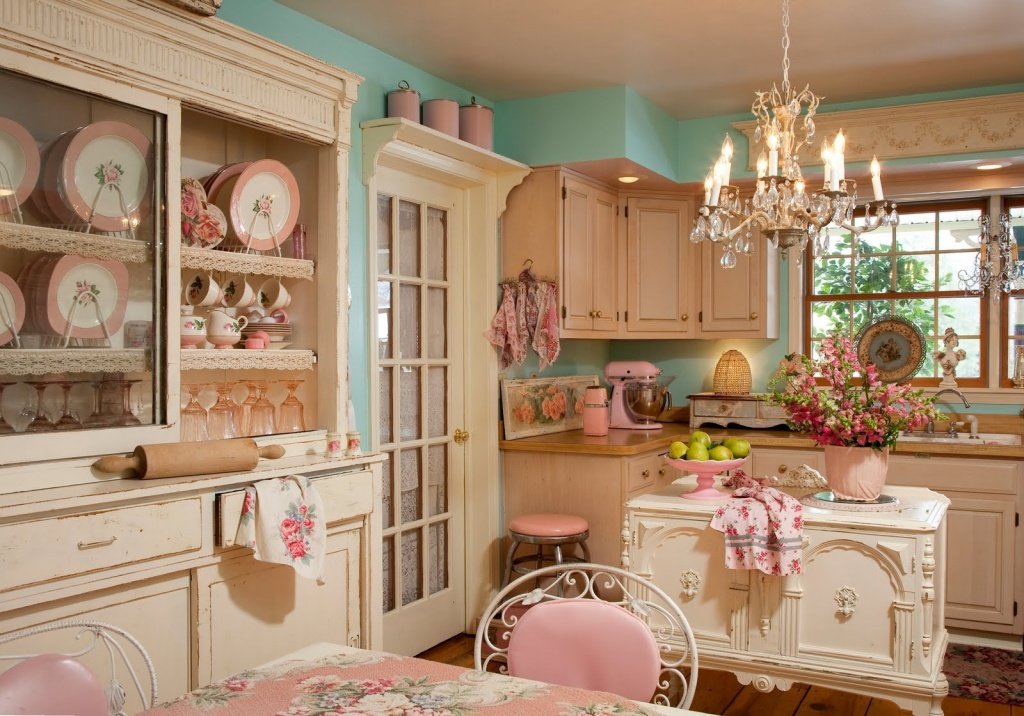 бирюзово рожева кухня