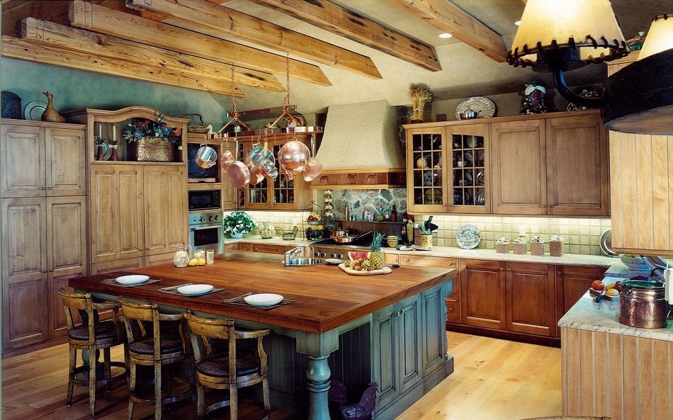 Кухни со светлыми деревянными фасадами